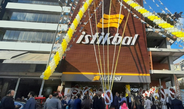 İstikbal'den İstanbul'a iki yeni mağaza birden!