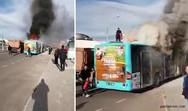 Polis memuru canını hiçe sayarak yanan otobüse müdahale etti!