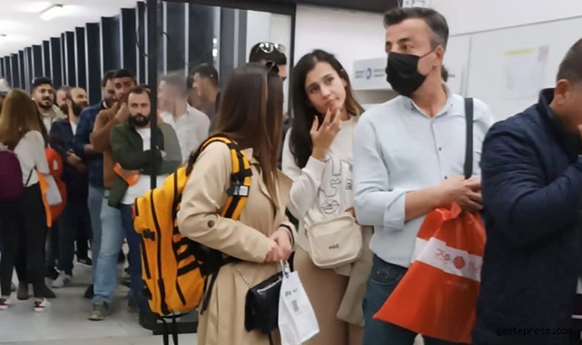 Türkiye'den Gürcistan'a ucuz Iphone akını! 