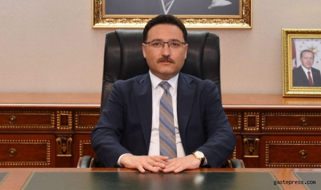 Vali Çiçek: “Öğretmenlik, bedeli hiçbir maddi karşılıkla ödenmeyecek kutsal bir meslektir”