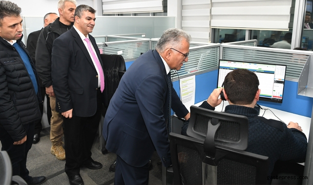 Başkan Büyükkılıç, Alo 153 ve Beyaz Masa’yı ziyaret etti!