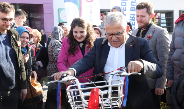 Başkan Büyükkılıç, Engelli Selin'in Hayalini Gerçekleştirdi!