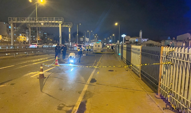 Fatih’te görev yerine giden polise 3 kişi saldırdı: 1 ölü!