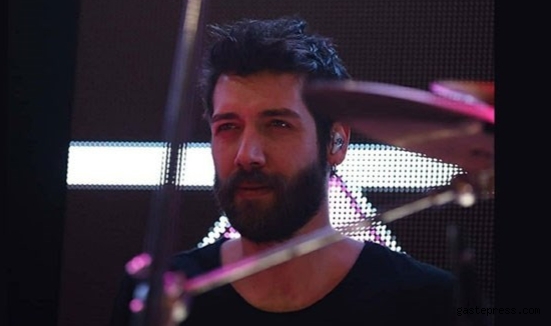PİİZ Grubunun davulcusu Mehmet Dudarık saldırıya uğradı!