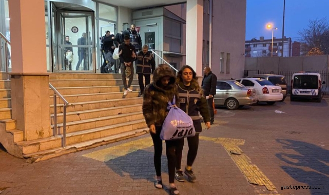 Polis ekipleri aranan şahıslara göz açtırmıyor: 25 gözaltı!
