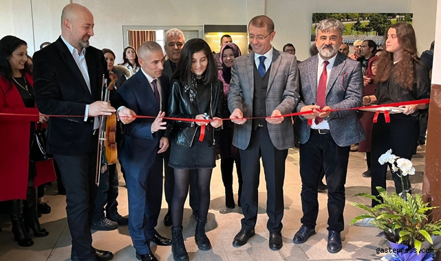 Şenol Öğretmen ikinci kişisel resim sergisini açtı!