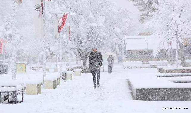 Soğuğu yarın karın kendi pazar günü gelecek!
