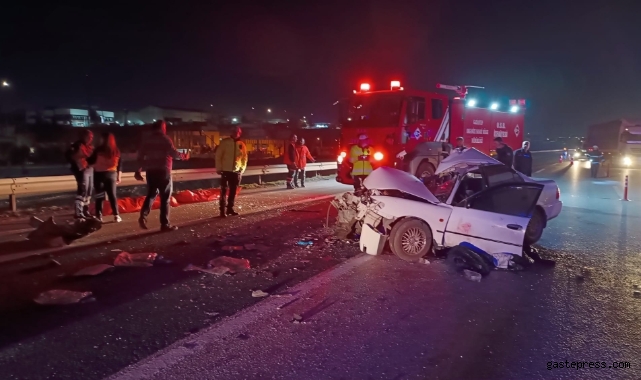 TAG otoyolunda feci trafik kazası: 2 ölü, 5 yaralı!