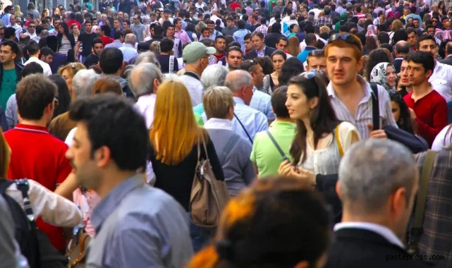 Türkiye'nin yeni nüfus rakamları belli oldu!
