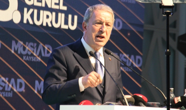 Bakan Akar: "Haince yapılan eylemlere karşı, ahlaksızlara karşı, Kur'an yakan şerefsizlere karşı Türkiye var"
