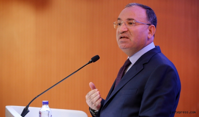 Bakan Bozdağ: 'Cumhurbaşkanımızın adaylığı Anayasal hakkıdır, hiçbir engel yoktur'