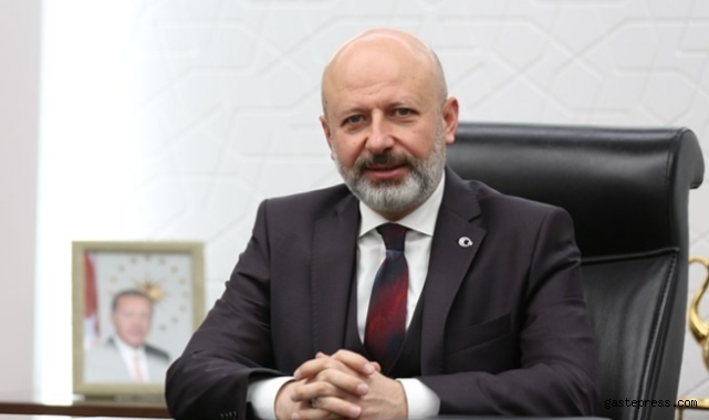 Başkan Çolakbayrakdar: “Basın çalışanları halkın sesidir”