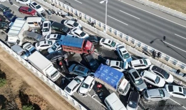Çin'de trafik kazası: 19 ölü 20 yaralı!