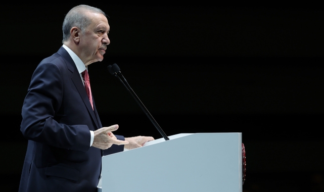 Cumhurbaşkanı Erdoğan: 'Üniversite kapılarında gözyaşı döken kızlarımızın acılarını dindirdik'