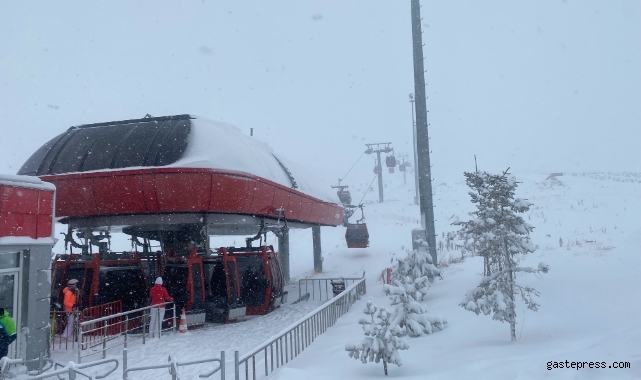 Erciyes'te kar sevinci!