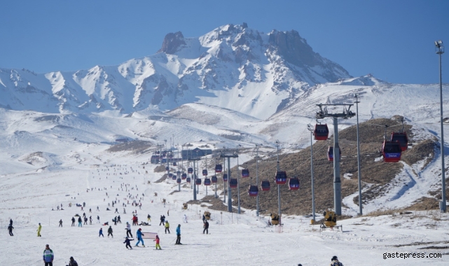 Erciyes’te sömetir yoğunluğu!