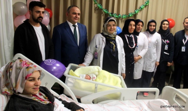 Kayseri'de yılın ilk bebeği 'Yüsra' oldu!
