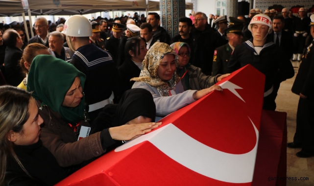 Mersinli şehit uzman çavuş son yolculuğuna uğurlandı!