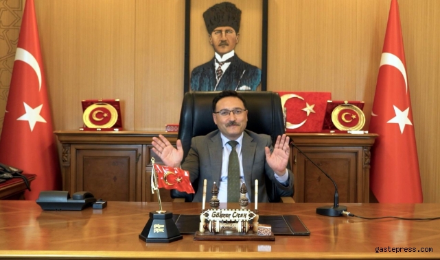 Vali Çiçek: "Tatilinizi en iyi şekilde geçirmenizi diliyorum"