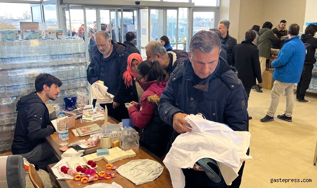 Açılan sosyal markette depremzedelere her şey ücretsiz dağıtılıyor!