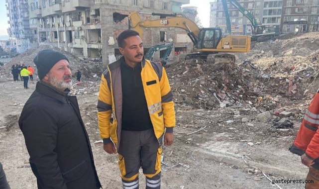 Başkan Çolakbayrakdar, deprem bölgesindeki çalışmaları kontrol etti!