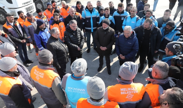 Başkan Çolakbayrakdar: “Tüm imkanlarımız ile deprem bölgelerindeyiz”