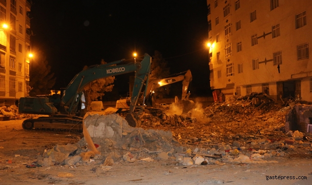 Hisami Apartmanı enkazı tamamlandı, 101 kişi hayatını kaybetti, 34 yaralı var!