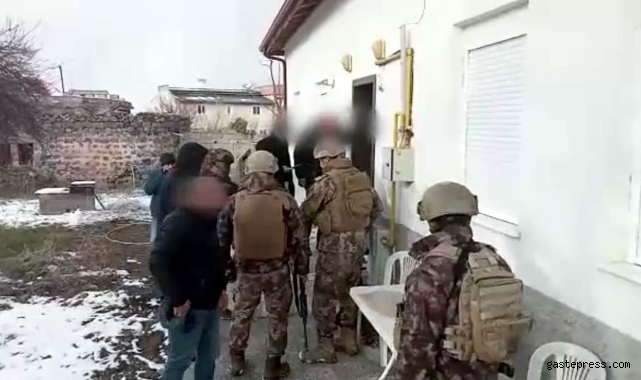 Kayseri polisinden bağ evine özel harekat destekli operasyon!