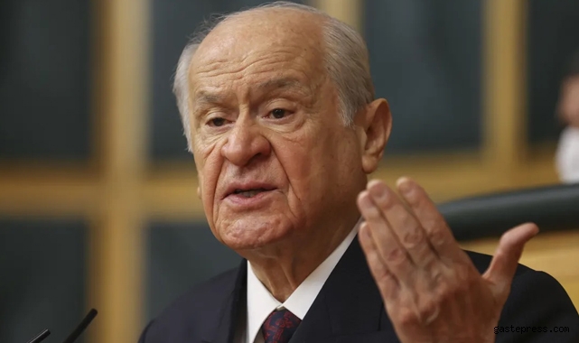 'Maçlar seyircisiz oynansın' çağrısı yapmıştı: Devlet Bahçeli, Beşiktaş üyeliğinden ayrıldı!