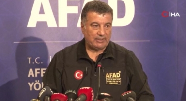 Türkiye'yi yasa boğan depremlerde son durum: Can kaybı 4 bini geçti!