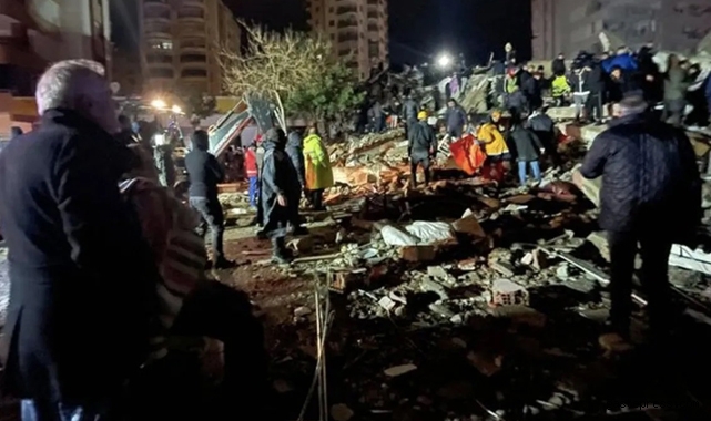 Zeydan Karalar'dan ürperten açıklama: 17 ve 14 katlı binalar yıkıldı!