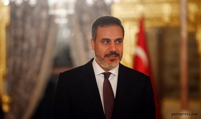 AK Parti'den sürpriz seçim hamleleri! Hakan Fidan için düşünülen yer kulislere düştü!