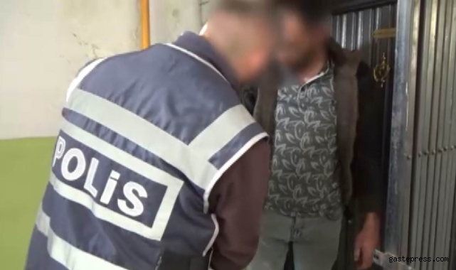 Aranan şahıslara 89 polis ile şafak operasyonu: 15 gözaltı!