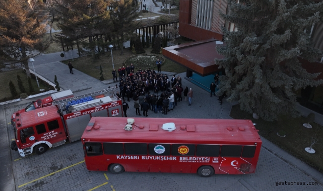 Hurda otobüsten doğal afet konaklama aracına!