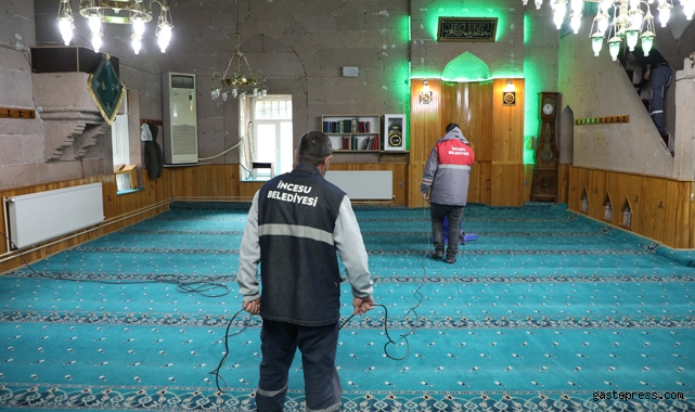 İncesu camileri gülsuyu ile temizlendi!