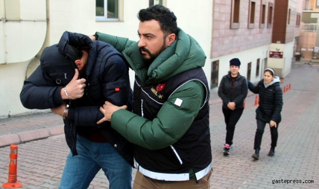 Uyuşturucu Taciri 4 Kişi Adliyede!