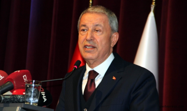 Bakan Akar: "Ermenistan'ı destekleyenler dünya ve kendi tarihlerine bakarak utanmalıdır"