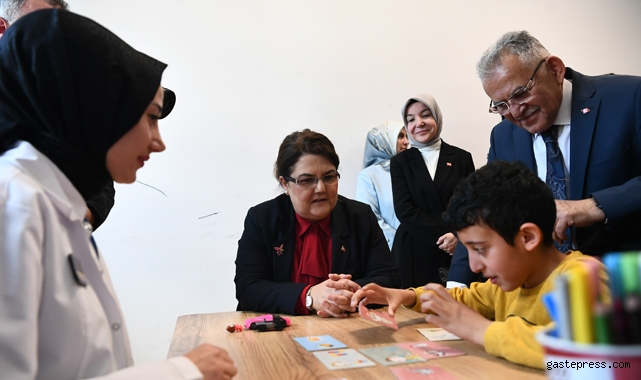 Bakan Yanık'tan Başkan Büyükkılıç'a "Örnek Proje" Teşekkürü!