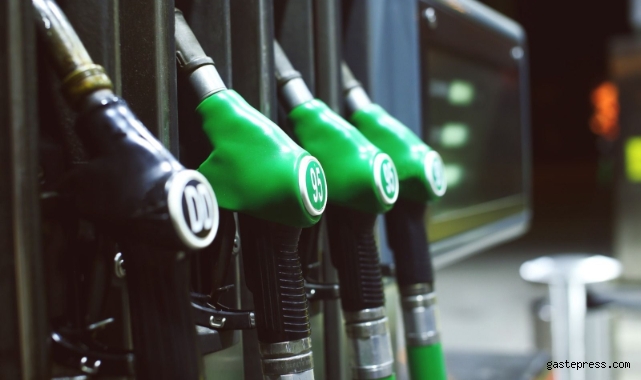 Benzine zam beklentisi!