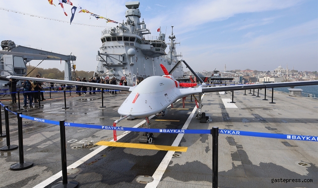 Dünyanın ilk SİHA gemisi TCG Anadolu vatandaşlarla buluştu!