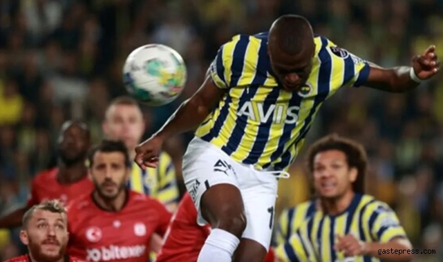Fenerbahçe deplasmanda Sivasspor'u 3-1 mağlup etti!