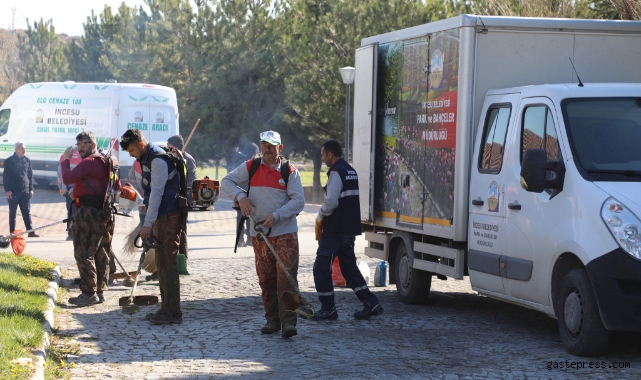 Kayseri İncesu’da mezarlıklar bayrama ziyareti için hazırlanıyor!