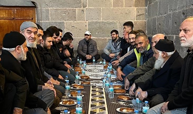 Kayseri 'Ümmet İftarı' Geleneği Devam Ediyor!