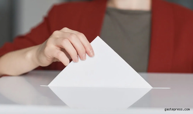 Milletvekili aday listelerinin YSK'ye verilmesi için son gün yarın!