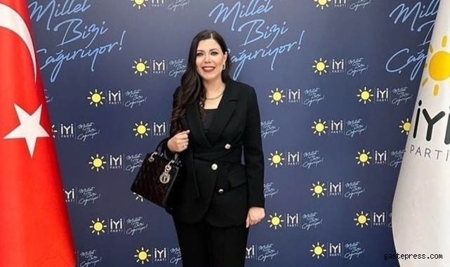 Pelin Gündeş Bakır İYİ Parti'den istifa etti!