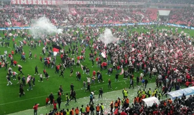 Samsunspor, Süper Lig'e lider yükselmeyi garantiledi!