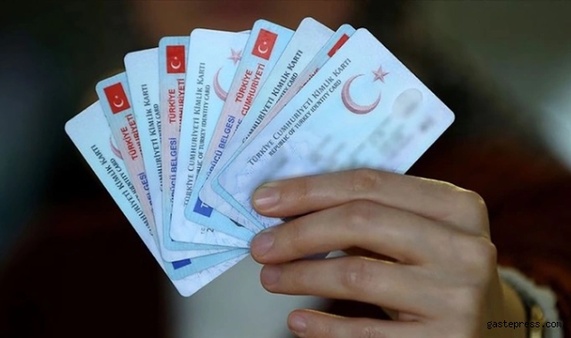 Ehliyet ve kimlikte yeni dönem başlıyor! Sürpriz hazırlanıyor...