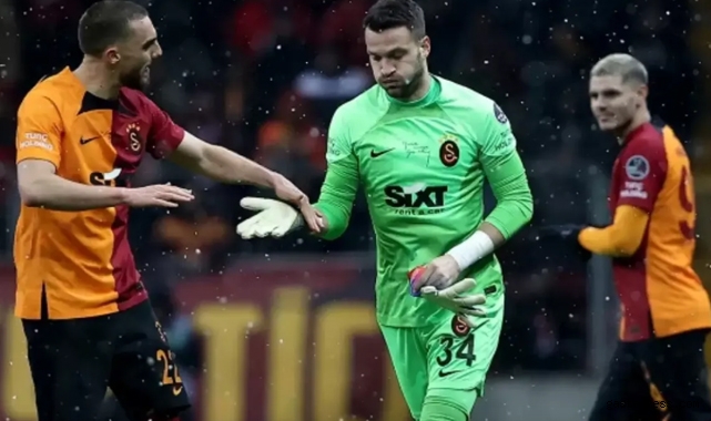 Galatasaray'da flaş ayrılık!