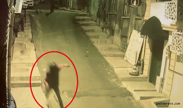 İstanbul’da korkunç cinayet, Kasklı gence kurşun yağdırdılar!