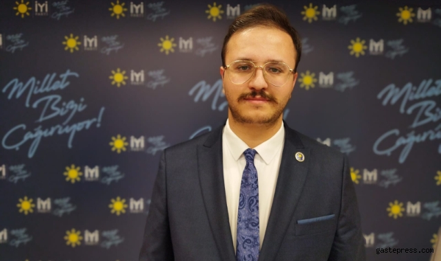 İYİ Partili Hasan Mert Çakmak, "Bunu  Paylaşan ilçe Başkanı utanmadımı" 